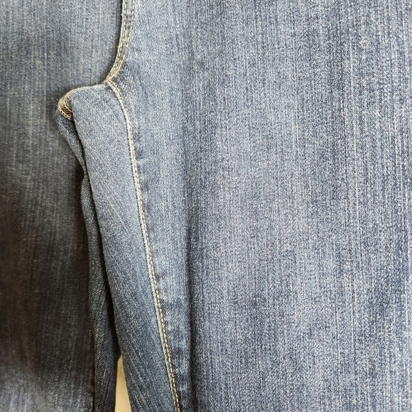 L.L. Bean Womens True Shape Classic Fit High Rise Bootcut Leg Jeans-10 MT - Picture 4 of 11